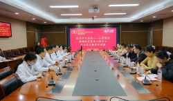 医工融合 | 南京市中医院与从景集团联合建立射频灸疗医学工程中心