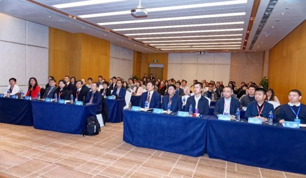 共探数智针灸高质量发展,从景集团亮相中国针灸学会数智针灸大会!